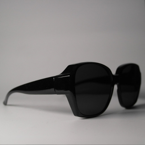 Rátét - 831-Fényes fekete