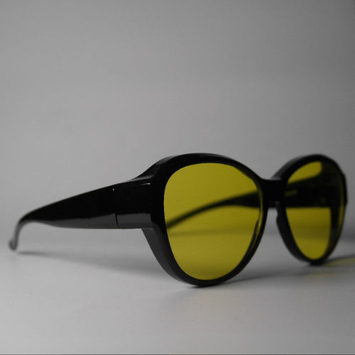 Rátét - 833-Fényes fekete, sárga