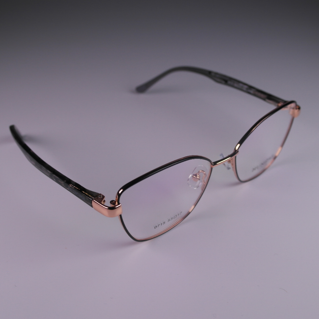 Humers - 715 C630