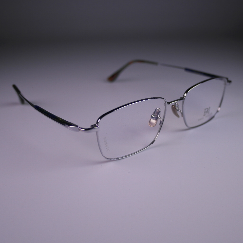 Paul Allen – 825 C3 EZÜST